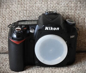 NIKON D90 body non funzionante - per parti di ricambio - Foto 1 di 11