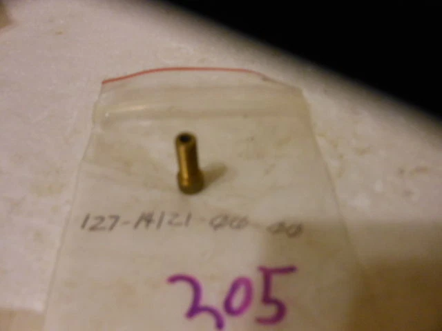 NOS Yamaha 1968 DT1 1966 YA6 YJ1 1967 YCS1 YDS3  YJ2 Screw Throtle 127-14121-00 - Image 1 of 1