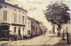 NEUVIC SUR L'ISLE 24 cpa Place de L'Eglise Animée Garage Hôtel de France - Picture 1 of 2