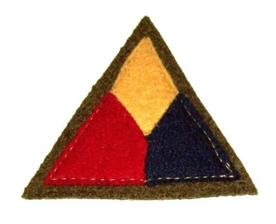 ORIGINAL MULTI-PIECE WOOL WW1 ARMOR CORPS TANK UNITS SHOULDER PATCH - Image 1 of 2