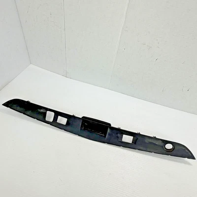 USADO 2007 - 2014 MERCEDES-BENZ E550 TAMPA DO PORTA-MALAS ACABAMENTO 2127400993 FABRICANTE DE EQUIPAMENTO ORIGINAL - Imagem 1 de 4