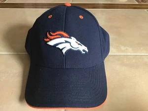 Sombrero de los Denver Broncos por ropa del equipo de la NFL - Talla única - ¡Bonito! - Imagen 1 de 3