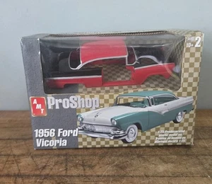 AMT ProShop 1/25 56 1956 Ford Victoria 2dr modello verniciato (buono per slot car) - Foto 1 di 10