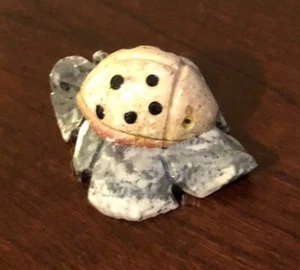Tiny Ladybug Figurine, Hand-Carved in Soapstone, Sitting on Leaf, New Condition - Picture 1 of 7
