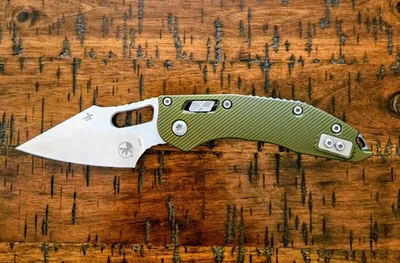 Как новое состояние товара Microtech Stitch. Зеленые рифленые квасцы. Лезвие Bohler M390 - Изображение 1 из 4