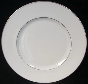 Royal Doulton China Signet Pattern #H4974 Dinner Plate 10 5/8" - Picture 1 of 3