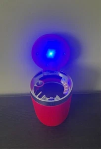 Red Auto Car Ashtray Auto Ash Holder with LED Light Lid Smokeless Ashtray 96g - Picture 1 of 8