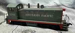 Athearn 4006ATH SW7 #2286 of the Southern Pacific Lines rare Locomotive train - Picture 1 of 20