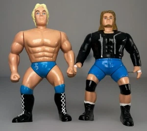 2 WCW Wrestling Figures Rick Flare  Flair Movement Button & Raven Figure WWE - Picture 1 of 12
