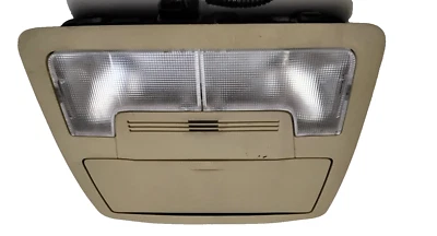 Toyota Camry, 2012, 2013, 2014, luz domo superior con soporte para gafas de sol Foto 1 de 4