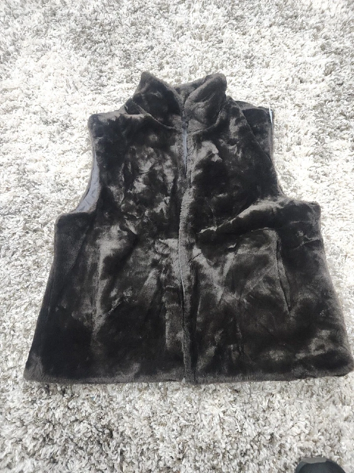 Chaleco acrílico reversible de piel de felpa Blassport para dama. Talla Grande Marrón Oscuro lux Foto 1 de 3