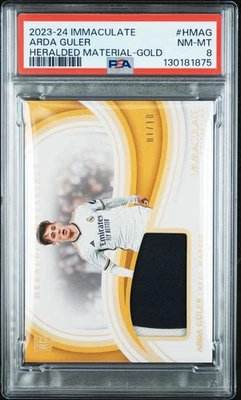 2023-24 Immaculate Heralded Materials Arda Guler Gold 01/10 RC PSA 8 pop 1, 0⬆️ - Imagem 1 de 2