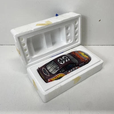 Hot Wheels 1997 30º Aniversário 1:24 Pontiac Racing Die Cast Car - Imagem 1 de 4