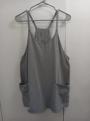 Mini vestido Free People Movement Hot Shot cinza tamanho médio macacão Athleisure - Imagem 1 de 4