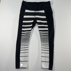 Athleta Damen Leggings Sonar Streifen schwarz weiß Capri sportlich Größe XS Active - Bild 1 von 10