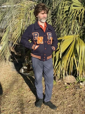 Chaqueta de Lana Universitaria Letterman Años 60 De Colección Azul y Naranja Parcheada Hecha en EE. UU. Foto 1 de 4