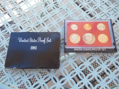 1981 US Mint Proof Set - Image 1 of 2