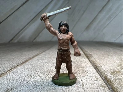 Ral Partha Joven Bárbaro Con Espada Miniatura Pintada Fantasía Foto 1 de 4