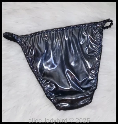 PLATEADAS De Colección BRILLANTES Líquidas Metálicas Bragas Cuerda Bikini BREVE Lámina ~M/L Foto 1 de 4