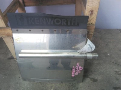 KENWORTH T680 FENDER QUARTER/HALF REAR 3766317 - Imagem 1 de 3