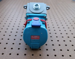RECEPTÁCULO/CONECTOR CLASIFICADO INTERRUPTOR MELTRIC DS 33-34043-270 30A - Imagen 1 de 3