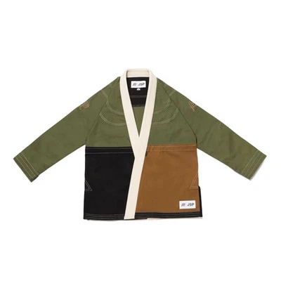 Albino and Preto BJJ Kimono: JSP Batch Martial Arts Uniform - Image 1 of 4