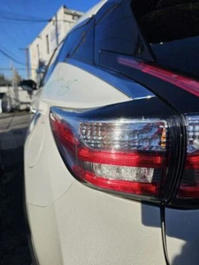 Luz trasera del lado del conductor Nissan Murano 2015 (panel Qtr MTD) - Imagen 1 de 12