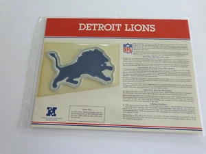 VINTAGE NFL FOOTBALL DETROIT LIONS COLLECTORS PATCH w / HISTORY CARD - Picture 1 of 2