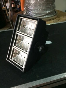 Teclumen Varicolor modificato per Blinder/Accecatore con DMX / Made in Italy - Picture 1 of 4
