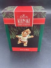 1992 Hallmark Keepsake Ornament Love to Skate Bears Ice Skating Dancing Romantic