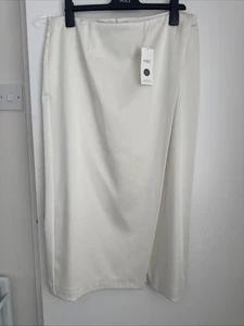 Marks and Spencer Wrap Midi Skirt Size 18 Reg - Picture 1 of 8
