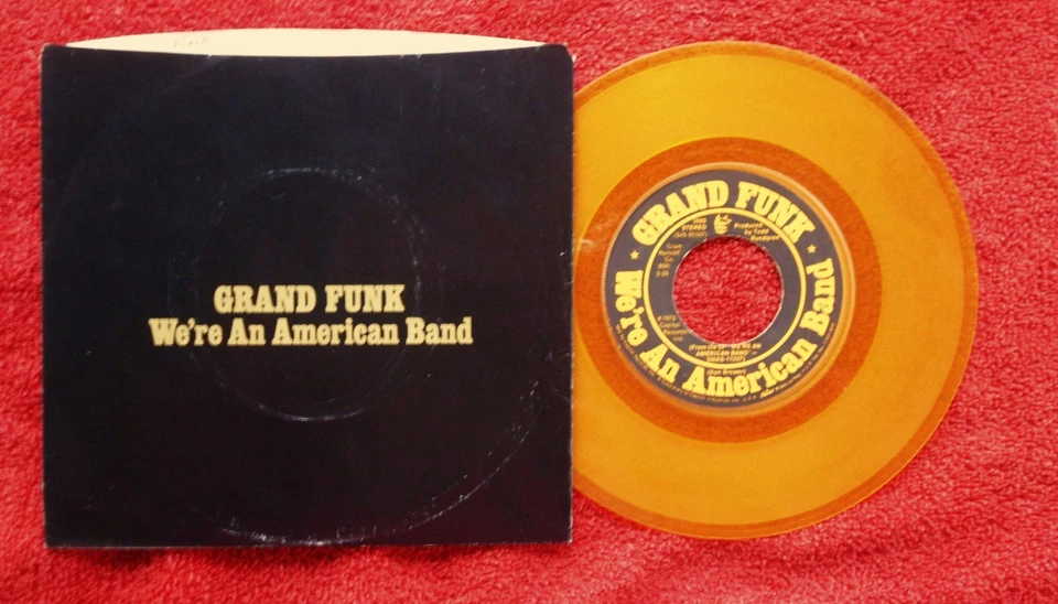 GRAND FUNK RAILROAD   WE'RE AN AMERICAN BAND   1973 GOLD VINYL 45 & PICTURE SLV Foto 1 de 1