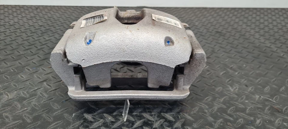 PEUGEOT 508 MK2 (PH1) (R8) 2021 1.6 HYBRID RIGHT FRONT BRAKE CALIPER 1612372380 - Image 1 of 4