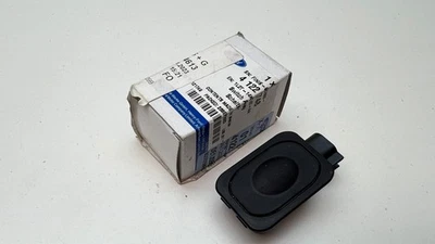 4122748 Ford Kuga Mondeo S-Max Original Neu Bestätigungsknopf Heckklappenschloss - Image 1 of 4