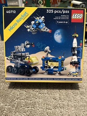 NEW Lego 40712 Micro Rocket Classic Space spacebaby minifig GWP limited edition - Image 1 of 2