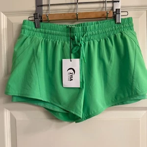 NWT Zyia Active Womens Green Velocity Drawstring Lined Shorts, Size Medium - Picture 1 of 4