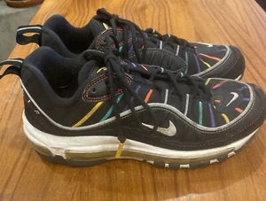 Nike Air Max 98 Game GS schwarz Multi Turnschuhe Schuhe Regenbogen Damengröße 8 Laufen - Bild 1 von 12