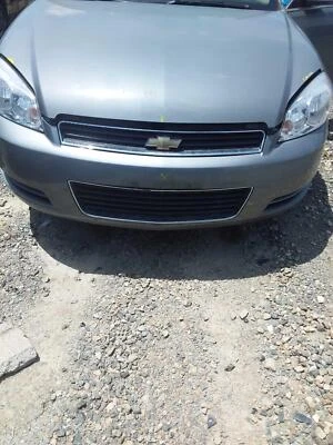 Used Upper Grille fits: 2008 Chevrolet Impala w/fog lamps upper Upper Grade B Foto 1 de 4
