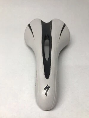 Sillín de bicicleta Specialized Rival 143 mm Cr-Mo Rails cuerpo hueco geometría confort Foto 1 de 4