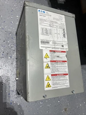 Transformador encapsulado de uso geral Eaton S20N11S03N, 3 kva, 1 fase, 60 Hz - Imagem 1 de 4