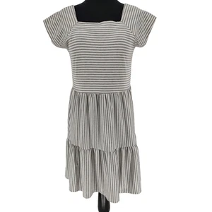 Entro Woman Gray Stripped Dress Size Small Ruffles Basic Simply Summer Swimming - Picture 1 of 7