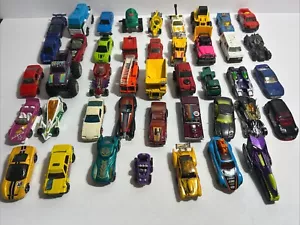 Hot Wheels, Matchbox, Camion e altri • Buono lotto misto di 43 sfusi - Vintage - Foto 1 di 11