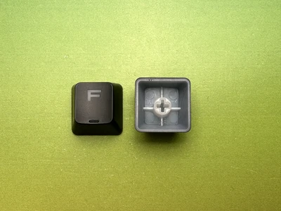 Ersatz-Taste / Tasten / Tastenkappe Corsair K95 RGB Platinum RGP0022 Tastatur - Bild 1 von 4