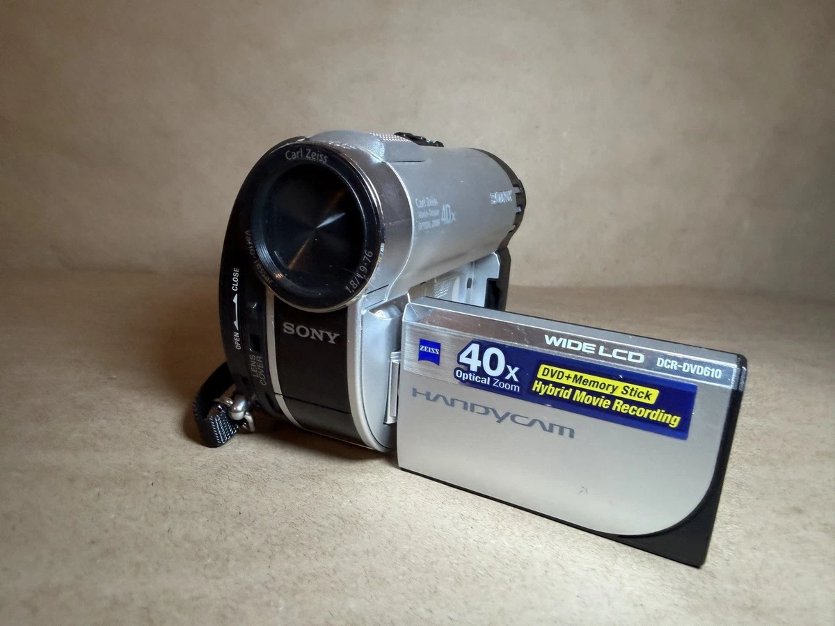 SONY Handycam Carl Zeiss 40倍ズーム SONY Handycam Carl Zeiss 40倍ズーム Sony DCR-DVD110 DVD Handycam