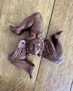 Vintage Hand Carved Triskelion Trinacria, The Symbol Of Sicily - Picture 1 of 5