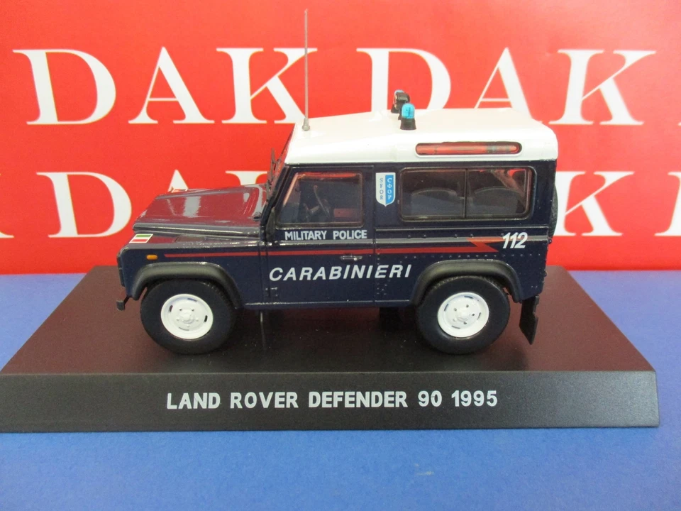 Die cast 1/43 Modellino Auto Carabinieri Land Rover Defender 90 Military Police - Immagine 1 di 4