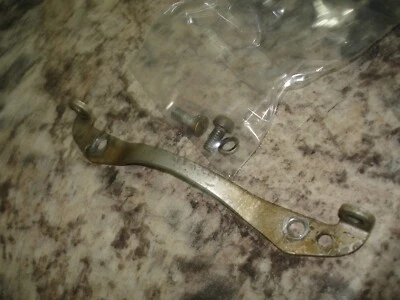 Evinrude 3.3 hp sport twin 4423-12484 gas tank mount   boat motor part bin 4002  - Image 1 of 2