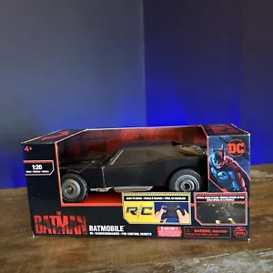 DC The Batman Movie BATMOBILE 1:20 RC Auto giocattolo radiocomandata 2022 Spin Master - Foto 1 di 5