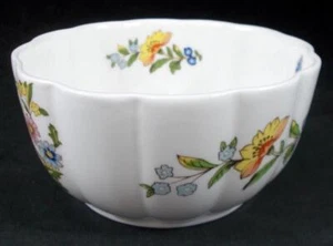 Aynsley Cottage Garden 4 Inch Diameter Variete Bowl - Picture 1 of 6