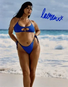 LAUREN CHAN SIGNED 8x10 PHOTO SPORTS ILLUSTRATED SI SWIMSUIT MODEL BECKETT BAS - Picture 1 of 2